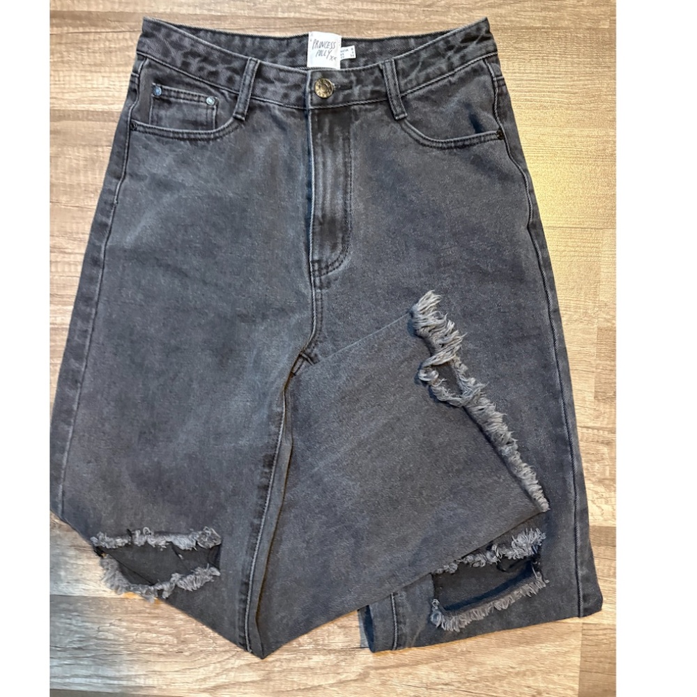 Princess Polly Distressed Straight Leg Jeans – Size 4 – Gray/Black Wash Raw Hem